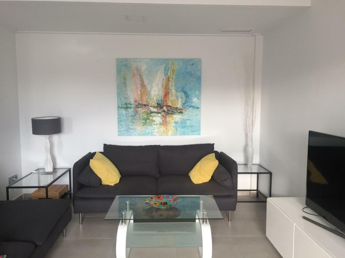 Villa Amalia 54 Torrevieja Buitenkant foto