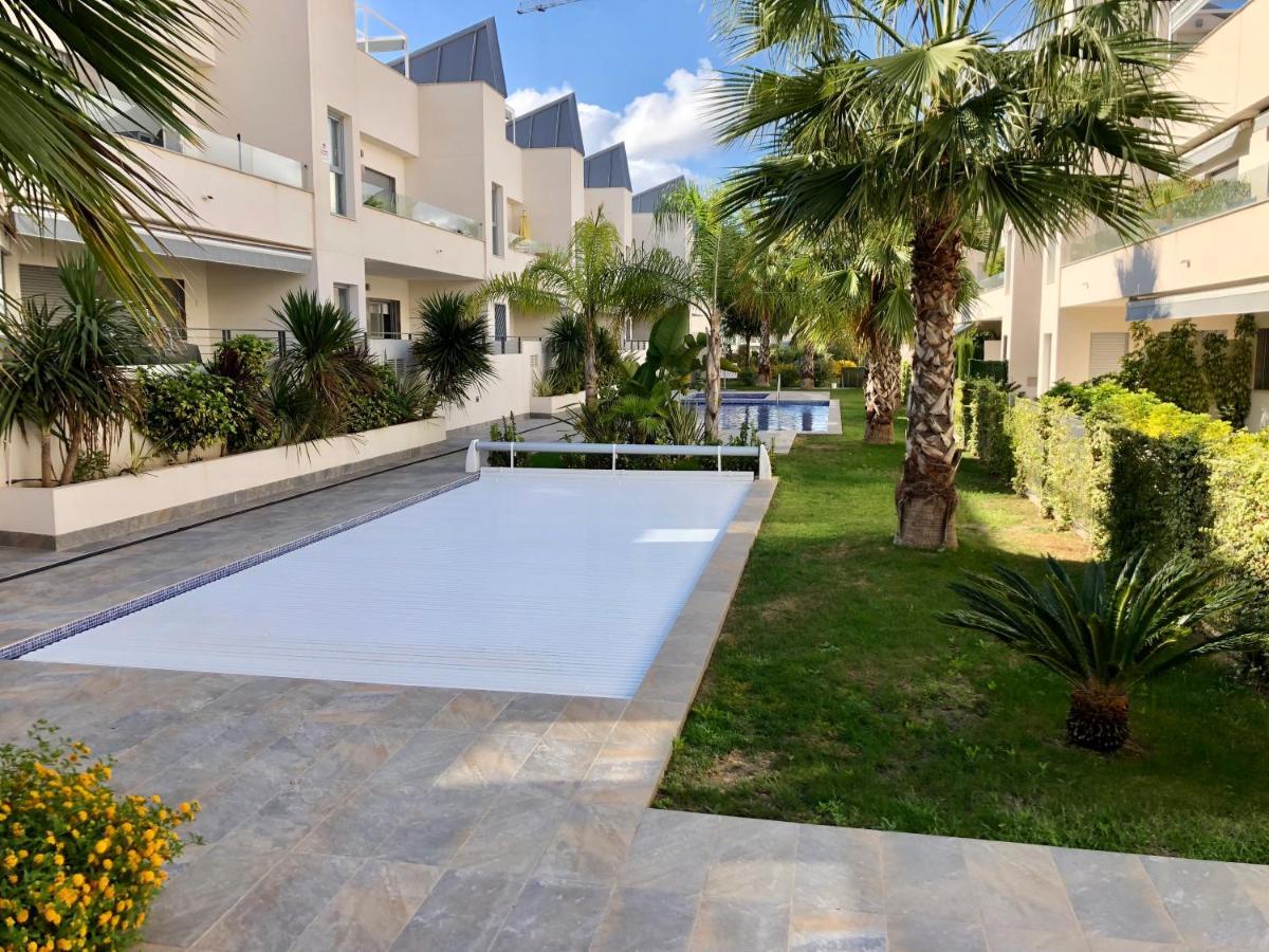 Villa Amalia 54 Torrevieja Buitenkant foto